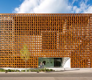 Exterior shot of Oversized insulated glass units for Aspen Art Museum's entrance.