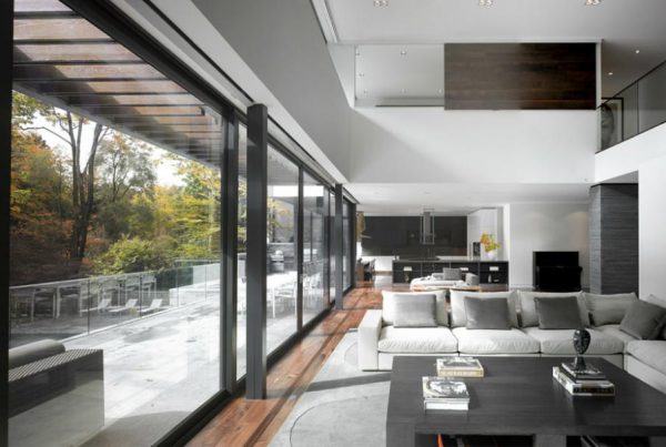 Interior shot of a North Toronto residence featuring AGNORA fabricated glass.