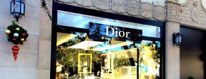 Exterior video of Houston's Dior store featuring Oversized, laminated and tempered exterior glass doors along with a digital, ceramic-printed branded Dior sign.